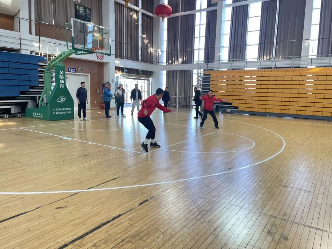 为什么选择智能球衣进行篮球训练_0